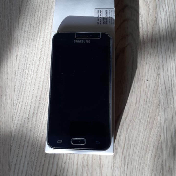 Samsung Galaxy J1 (2016) SM-J120F/DS, 8 ГБ