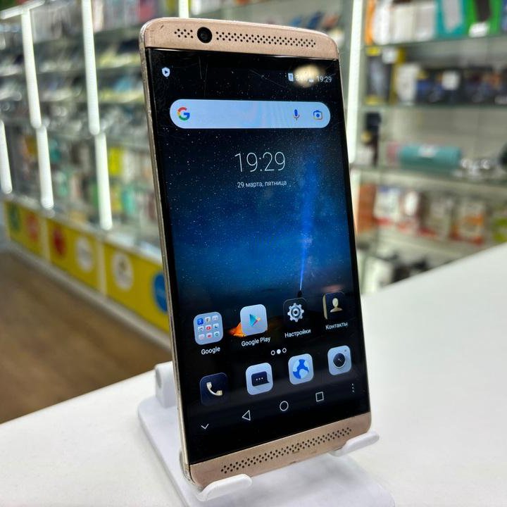 ZTE Axon 7 mini