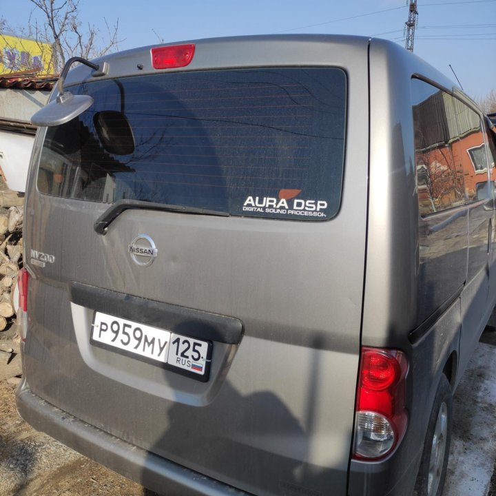 Nissan NV200, 2012