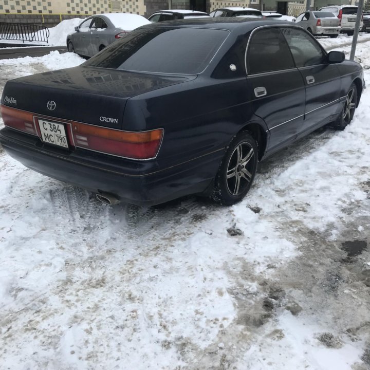 Toyota Crown, 1995