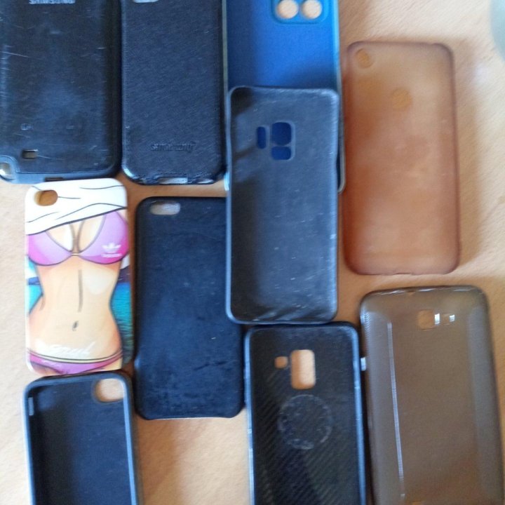 Чехлы для телефонов