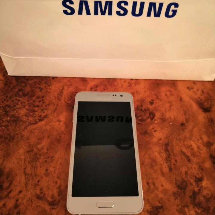 Телефон Samsung Galaxy A03, 3/32 ГБ