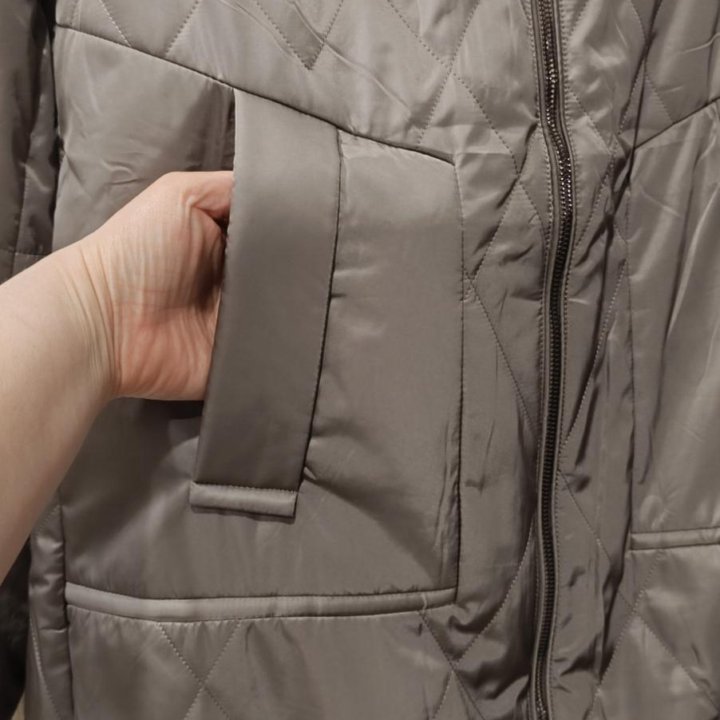 Куртка - пальто женская. Новая. 52-54 размер.