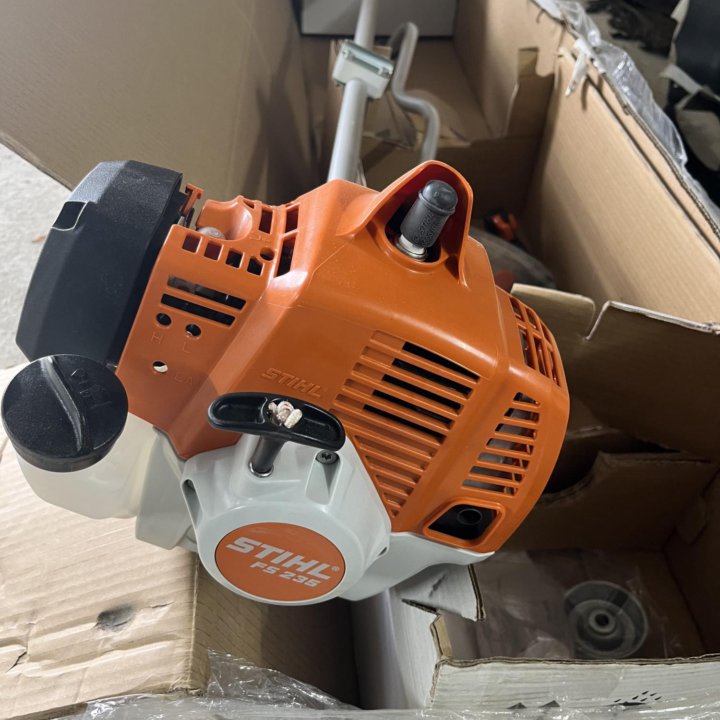 Триммер Stihl FS 235 бензиновый, 41512000021