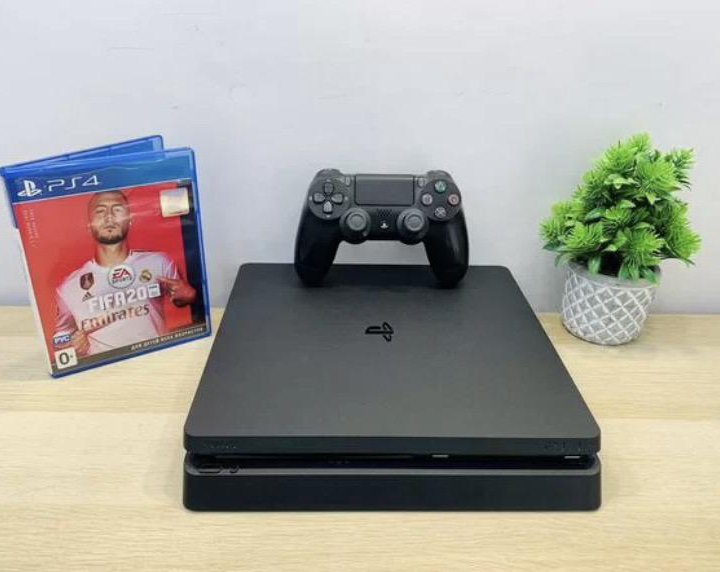 Игровая консоль PlayStation 4 Slim