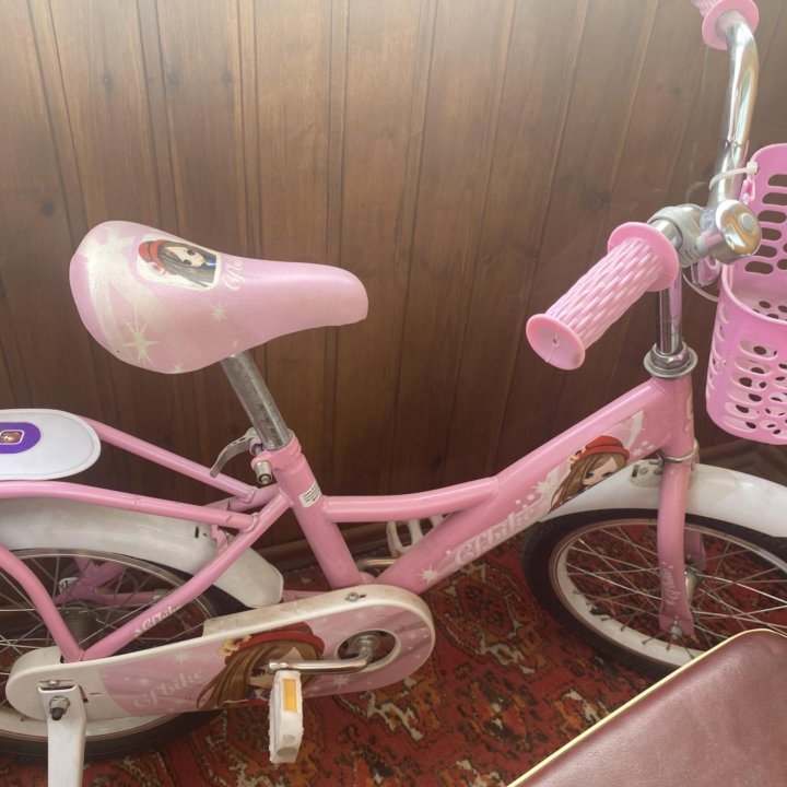 Велосипед детский для девочки в хорошем состоянии