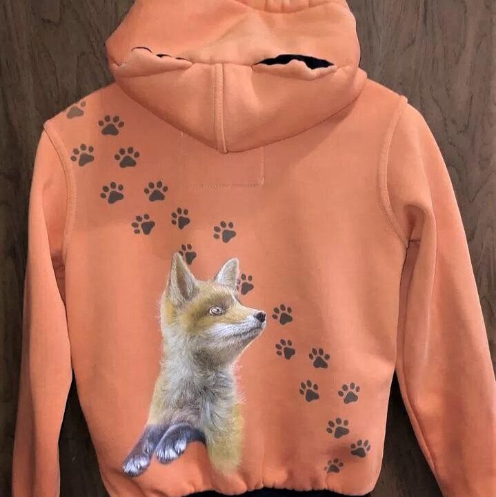 Толстовка с рисунком 