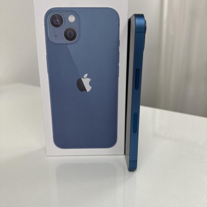 iPhone 13 128 синий