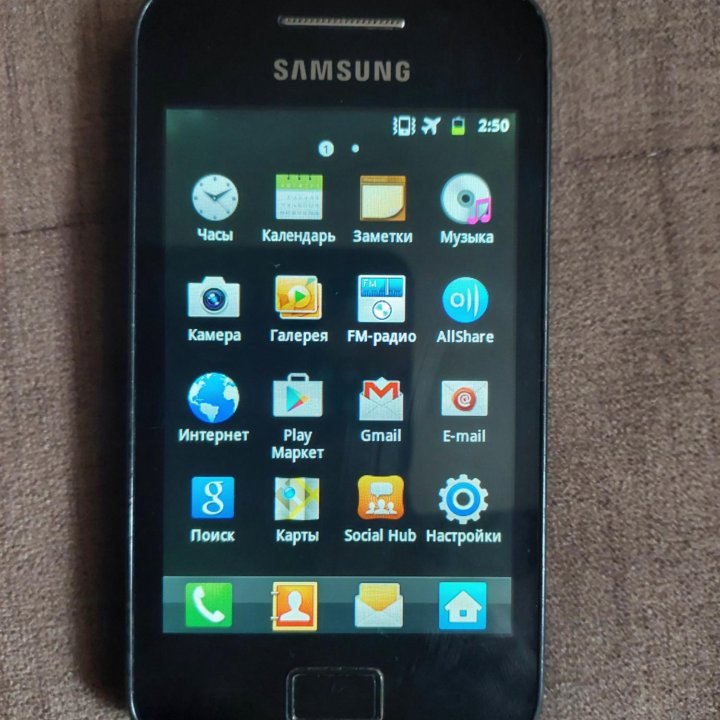 Телефон Samsung ACE GT-S5830i