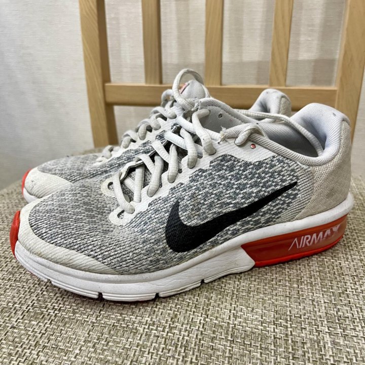 Кроссовки Nike Airmax