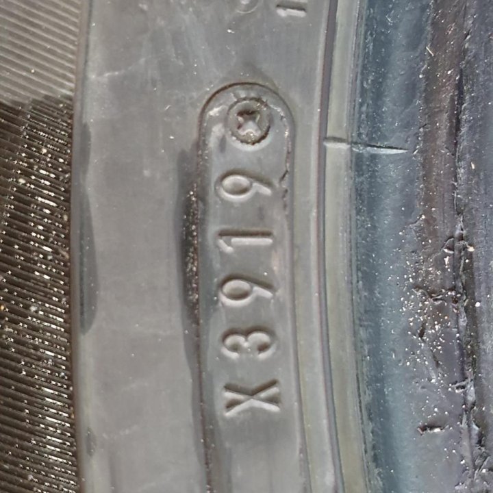 215/55/16 Dunlop WinterMaxxWM02 2019 год.