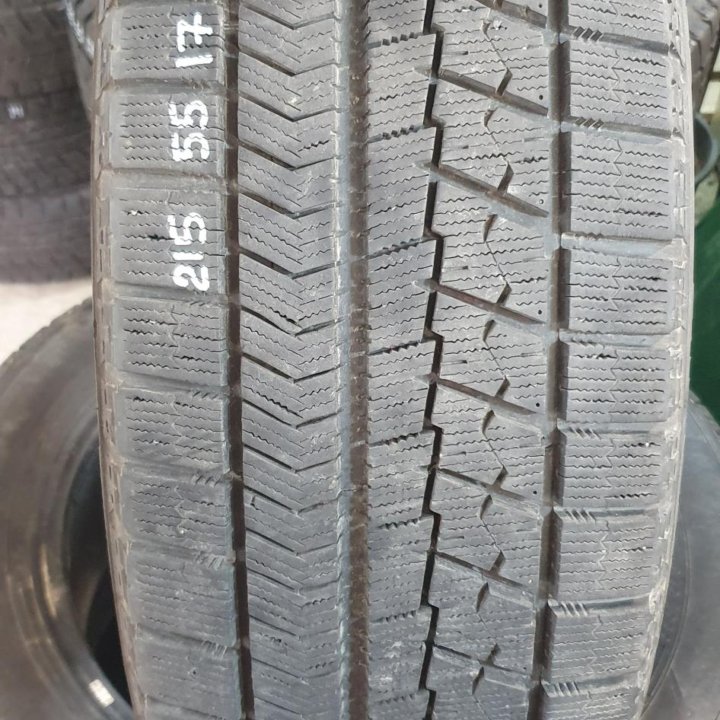 215/55/17 Bridgestone VRX (2018 год).