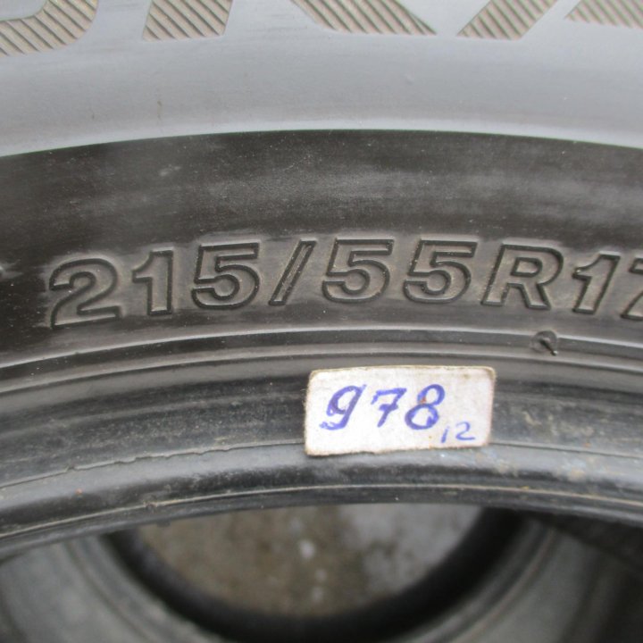 2шт. 215 \ 55 R17 Bridgestone Turanza T001