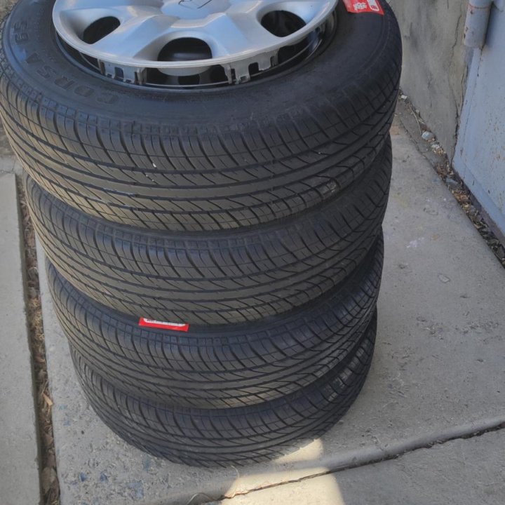 Продам летние шины 175/65R14.