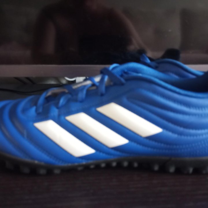 Сороконожки футбольные adidas copa