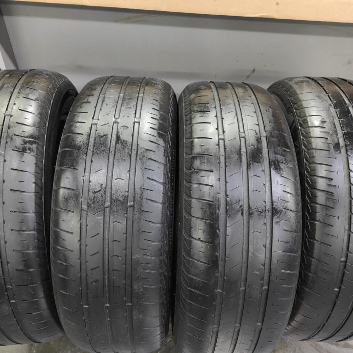 Летние шины Bridgestone 205/60/16