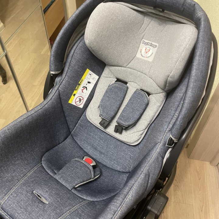 Коляска Peg Perego book s51 + база в машину