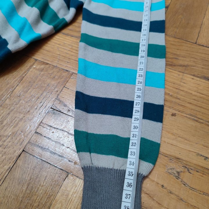 Свитер Fun Time новый