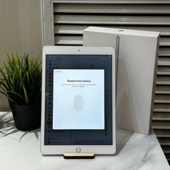 Apple iPad 2020 32Gb WiFi Silver акб 84%