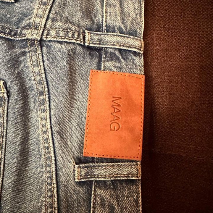 Джинсы zara 44р.