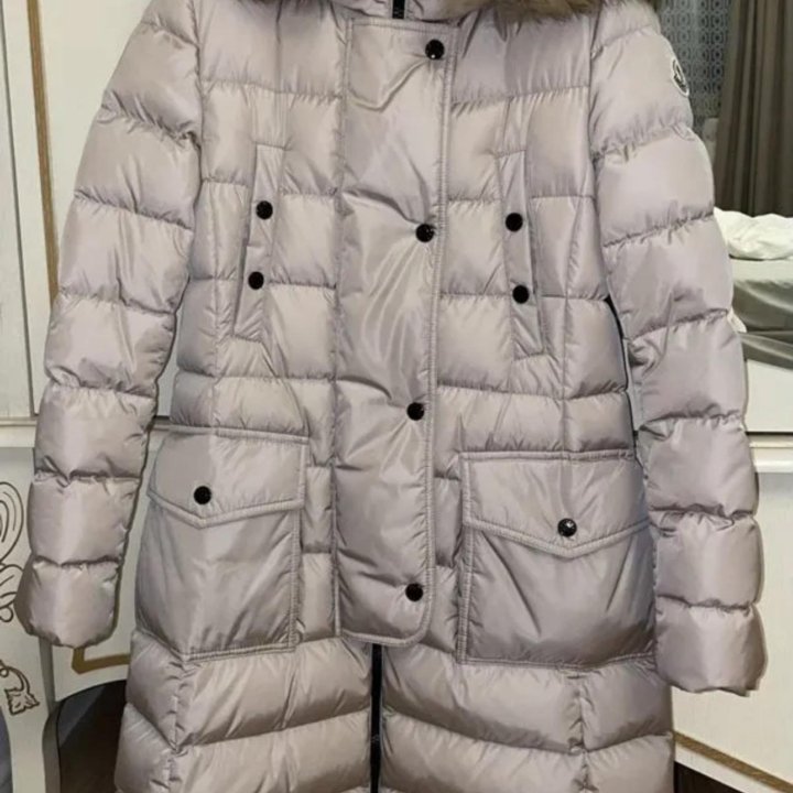 Moncler пуховик оригинал