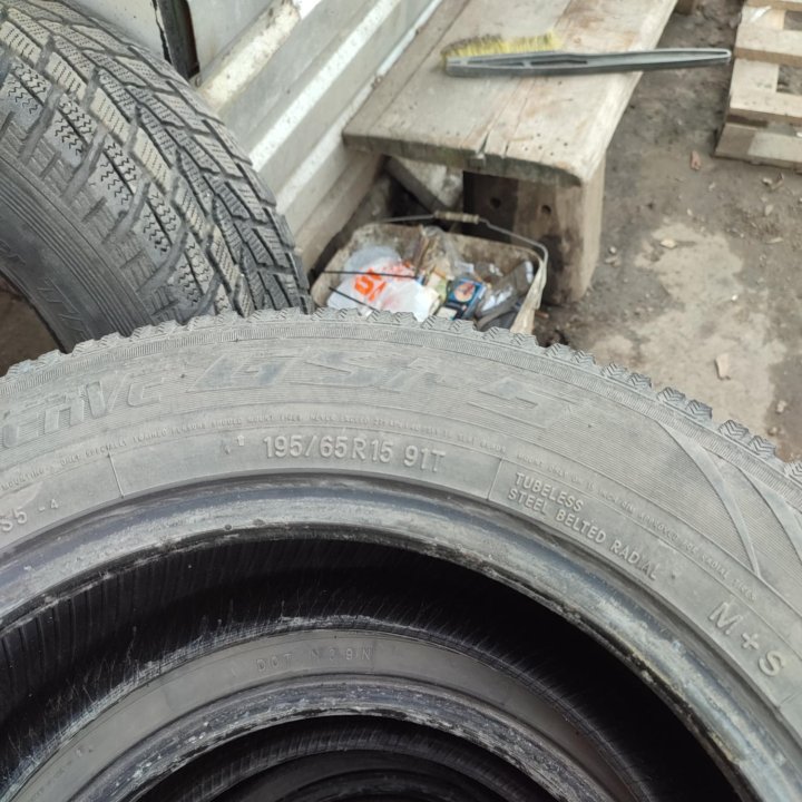 Зимние шины TOYO 195/65 R15