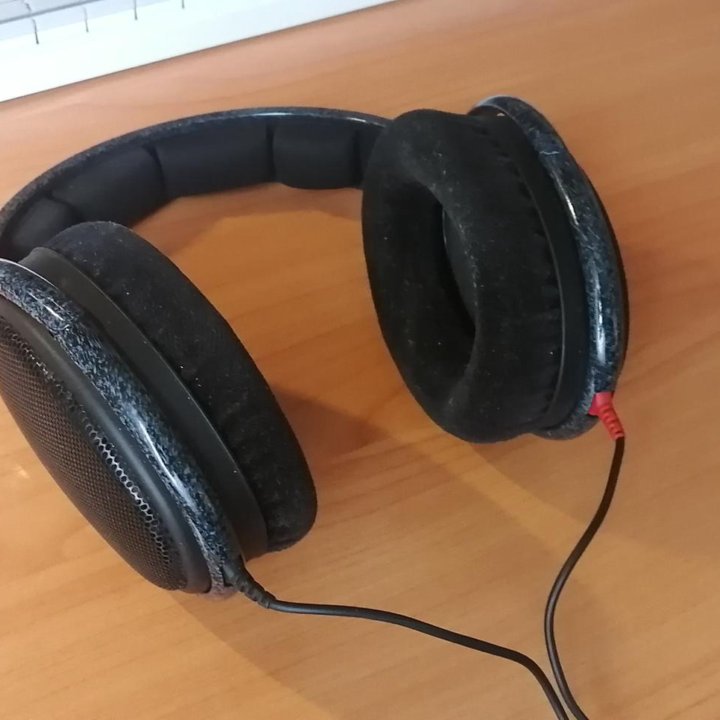 Sennheiser HD 600