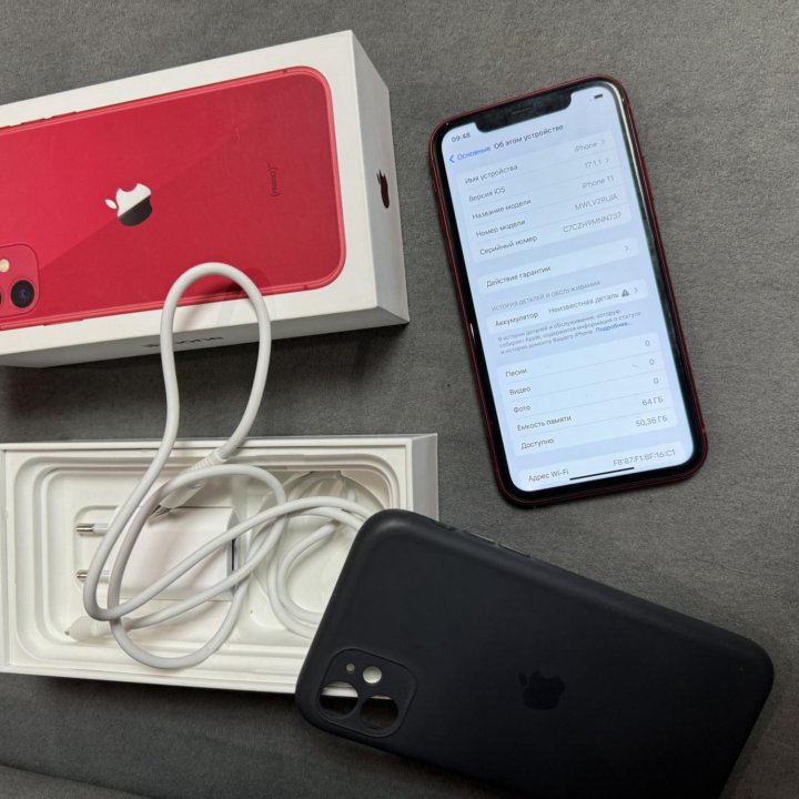 Продам iPhone 11 64Gb Red РСТ