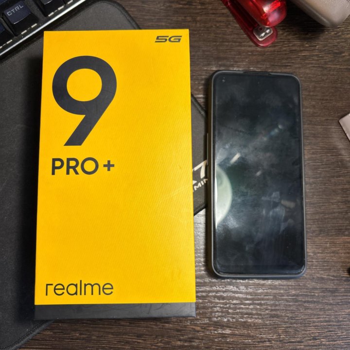 Телефон realme 9 PRO+