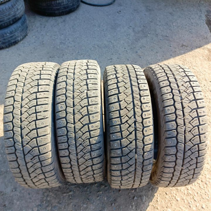 185/65 R14 Viatti Bosco Nordico