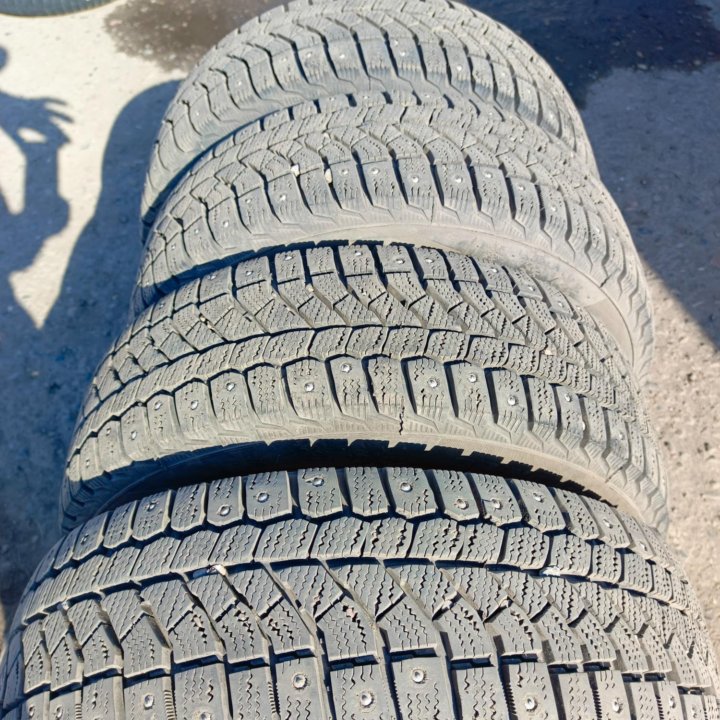 185/65 R14 Viatti Bosco Nordico