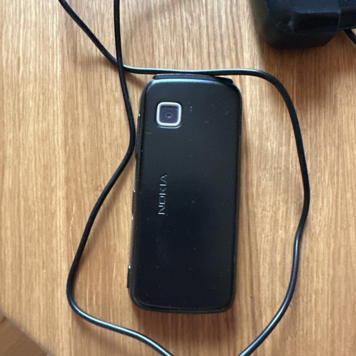 Телефон Nokia 5320