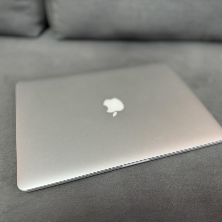 Продам MacBook Pro Retina 2012 i7/8Gb/256/GT650M