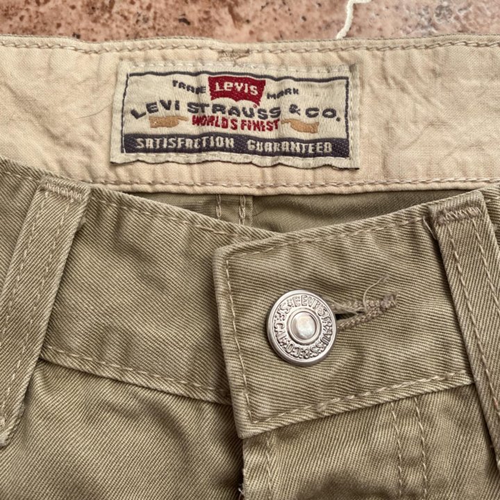 Джинсы Levi’s 401