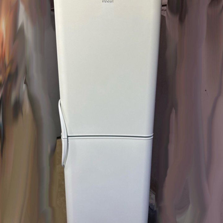 Холодильник Indesit C236NFG.016.