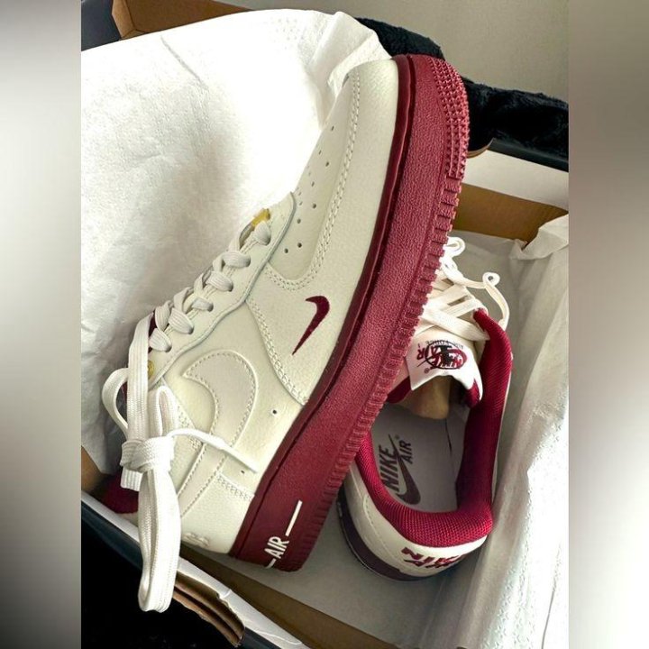 Nike Air Force 1 Low