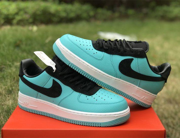 Nike Air Force 1 Low