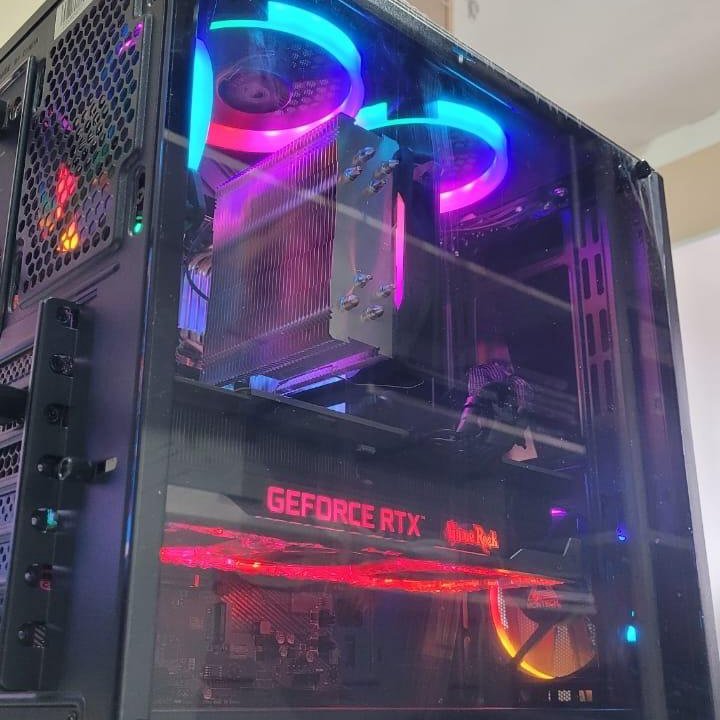 Gaming Xtreme i5-10600K 32gb RTX 3080 10gb