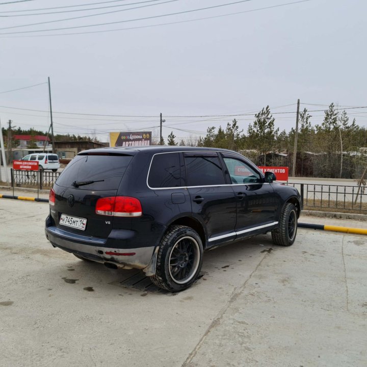 Volkswagen Touareg, 2003