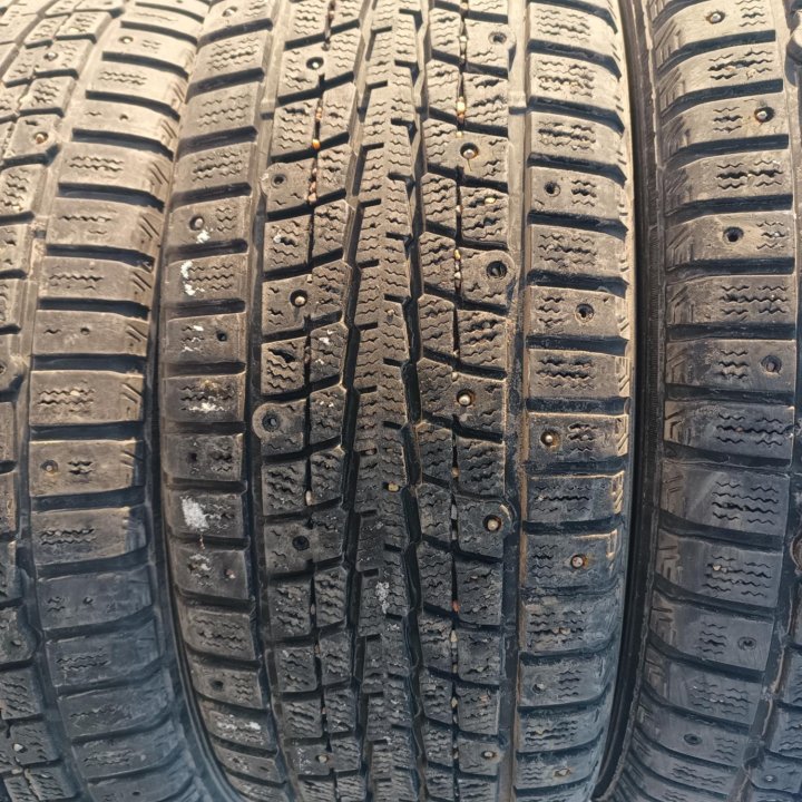 Dunlop SP Winter Ice 01, 235/55/18 поштучно