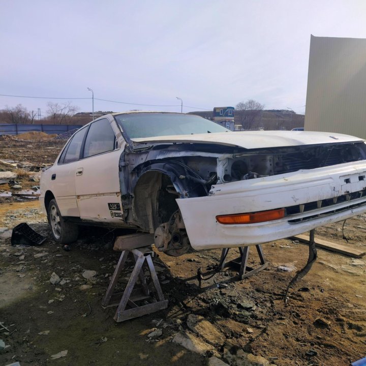 Toyota Camry, 1992