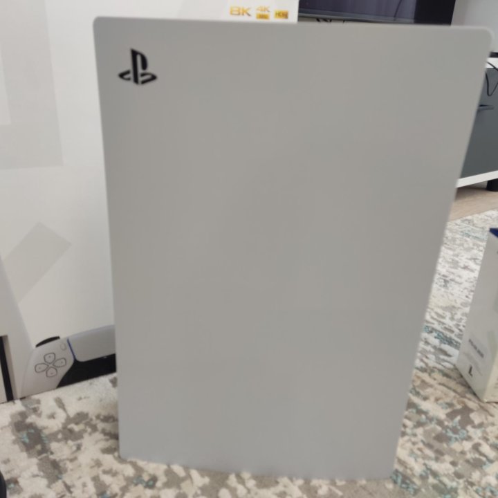 PS5 825Gb+2 джоя(как новая)