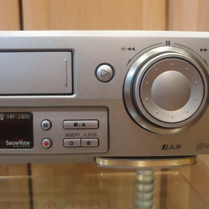 HI-Fi видеомагнитофон JVC HR-J870EU записывающий