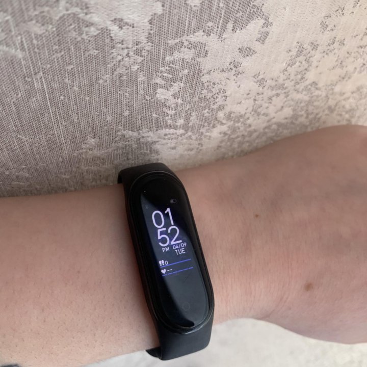 Браслет Xiaomi Mi Band 4