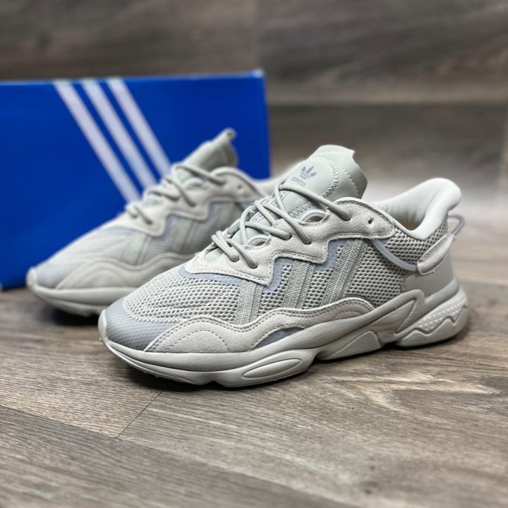 Кроссовки Adidas Ozweego