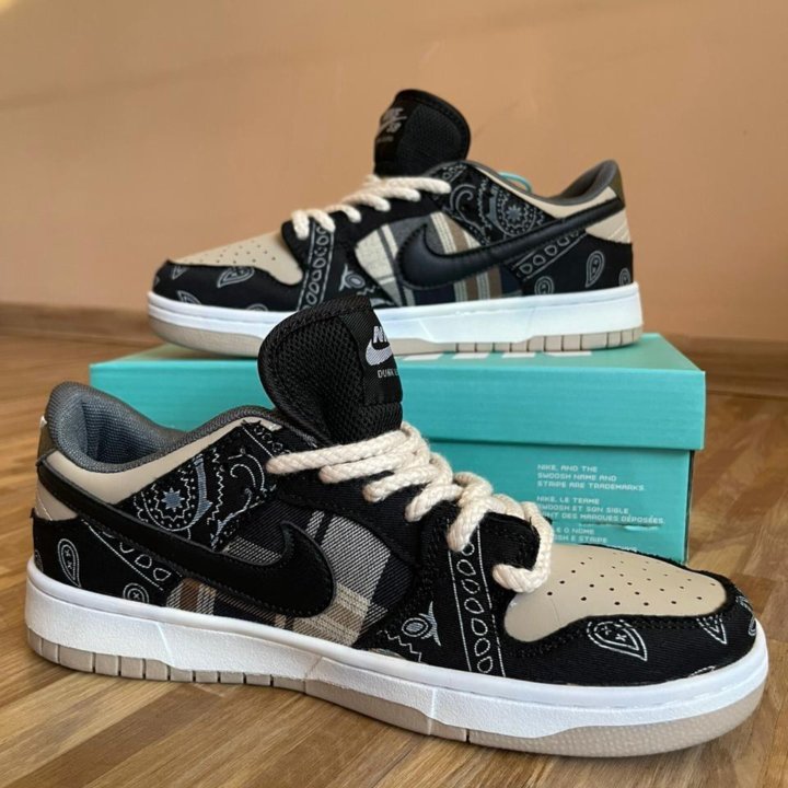 Кроссовки летние Nike SB Dunk Low Pro