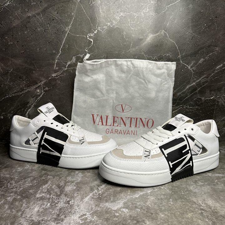 Кроссовки Valentino Garavani новые