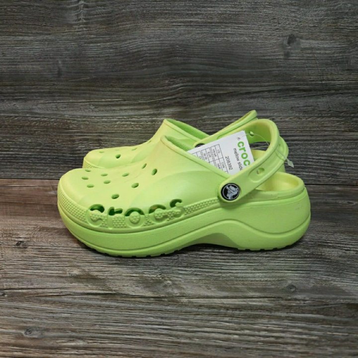 Crocs женские сабо платформа артикул 208392 салат