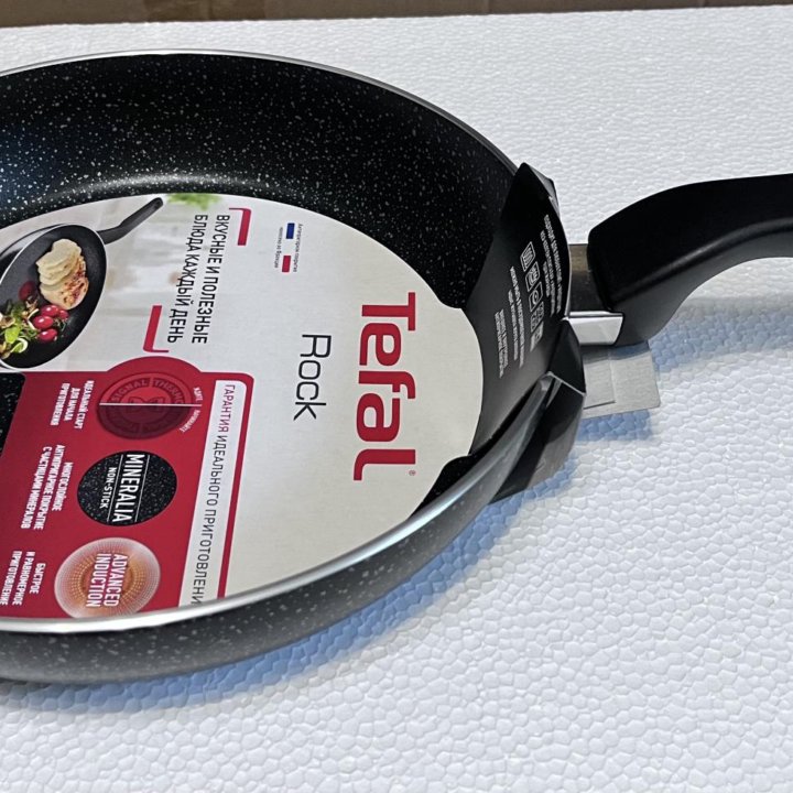 Сковорода Tefal Rock 26 cм новая