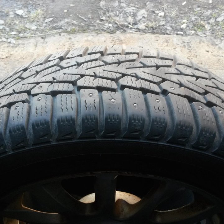 Contyre 185/55 R15 .